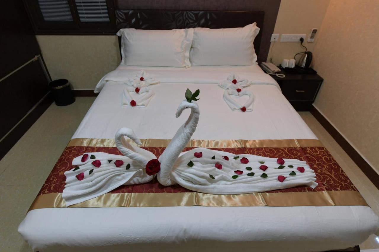 Coastal Grand Hotel Sampath Tiruchirappalli Exteriör bild
