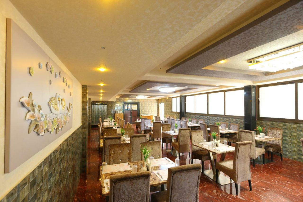 Coastal Grand Hotel Sampath Tiruchirappalli Exteriör bild